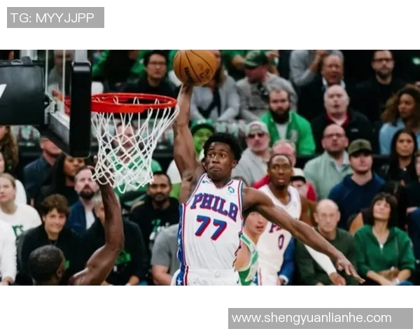 探花秀埃奇库姆闪耀全场攻防俱佳砍下26分助球队展望未来